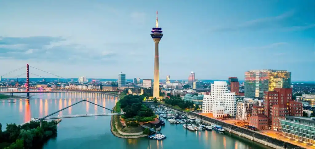 Mehrfamilienhaus verkaufen in Düsseldorf