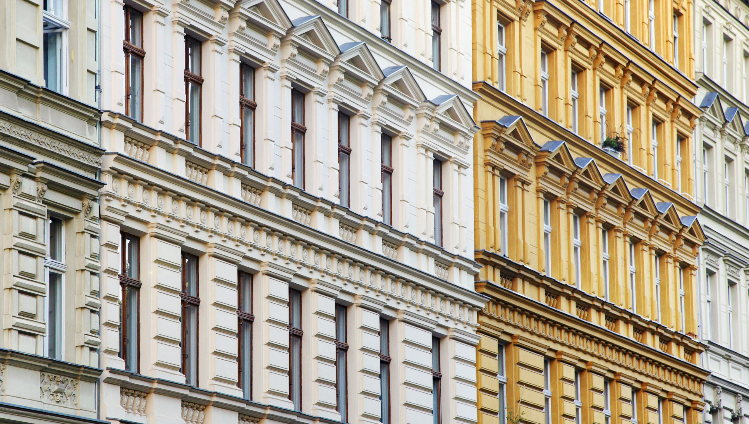 Darum lohnt sich der Kauf einer Anlageimmobilie 2 Ein vermietetes Anlageobjekt sollte eine jährliche Rendite von mindestens 4% abwerfen